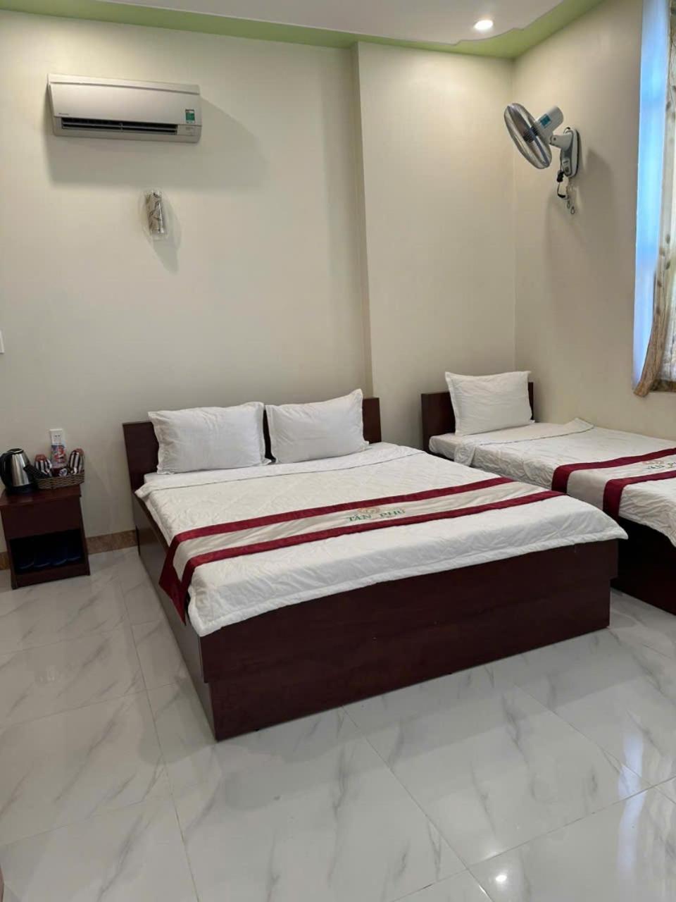 Hotel Tan Phu La Gi Exterior photo
